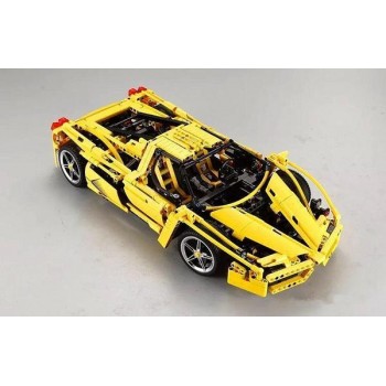 Конструктор 3382B Гоночный автомобиль Enzo Ferrari Желтый, 1367 дет