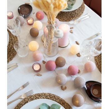 Тайська гірлянда з ниткових кульок Beloved 35 шт. від USB, 4 м