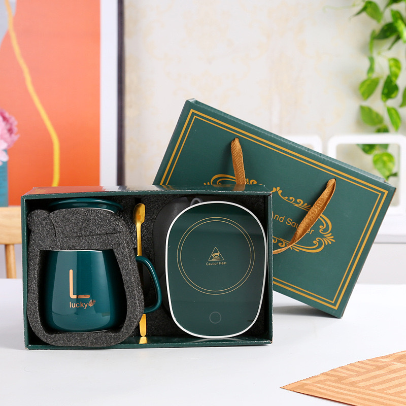 Керамическая чашка Lucky 350 мл с подогревом от USB, с крышкой и ложкой в подарочной коробке, зеленая