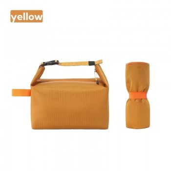 Термосумка-трансформер для їжі та напоїв, складний ланч-бег з регульованою ручкою на застібці Roll-top 10л, жовта