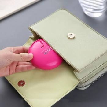 Кругла кишенькова таблетниця на 7 днів Smile Box, рожева
