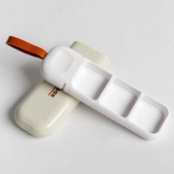 Карманная таблетница, мини органайзер на 3 ячейки Medicine, бежевый