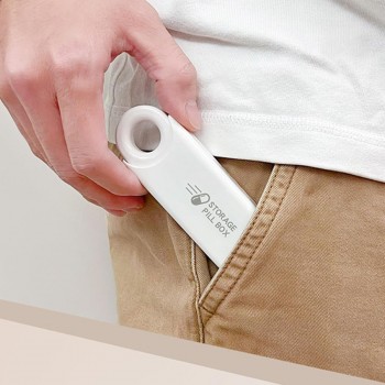 Таблетница карманная с 3 отделениями, дорожный органайзер для лекарств Hold, белый