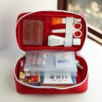 Сумка-аптечка Mini Medical, компактный органайзер для лекарств и средств первой помощи, красная