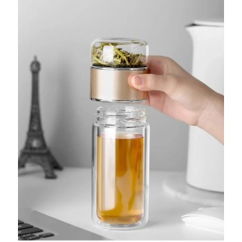 Стеклянная бутылка с двойными стенками для заваривания чая Infuser 420 мл, золотая