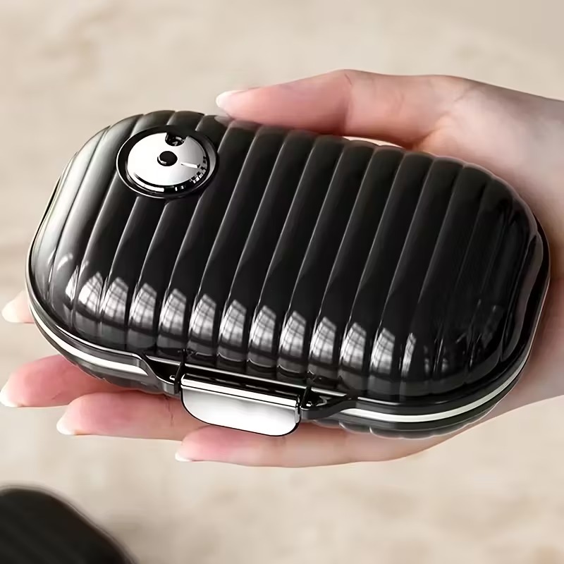 Органайзер для таблеток - вместительная таблетница Style на 7 отделений, размер L, черный